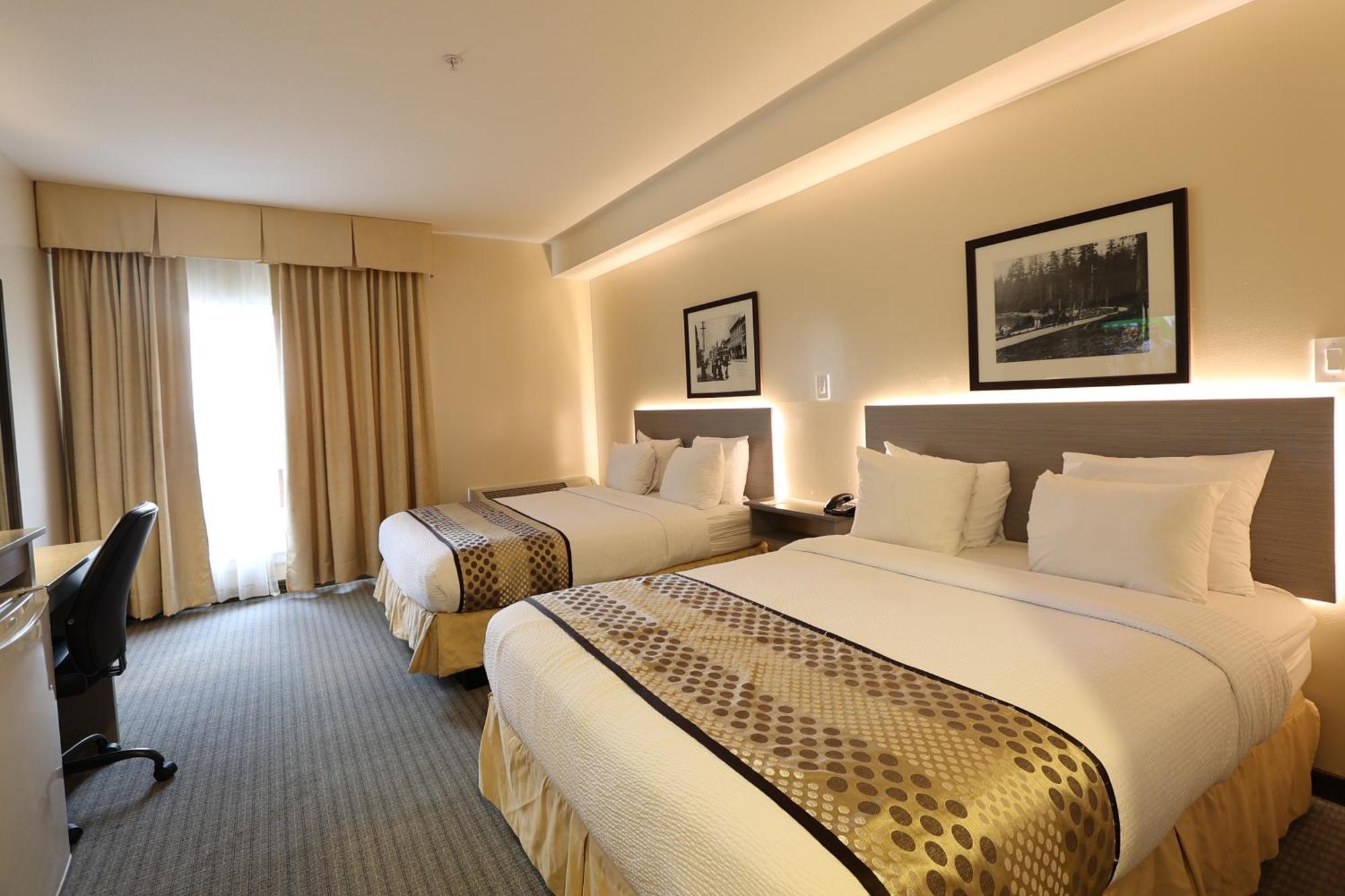 Days Inn By Wyndham Surrey Bagian luar foto