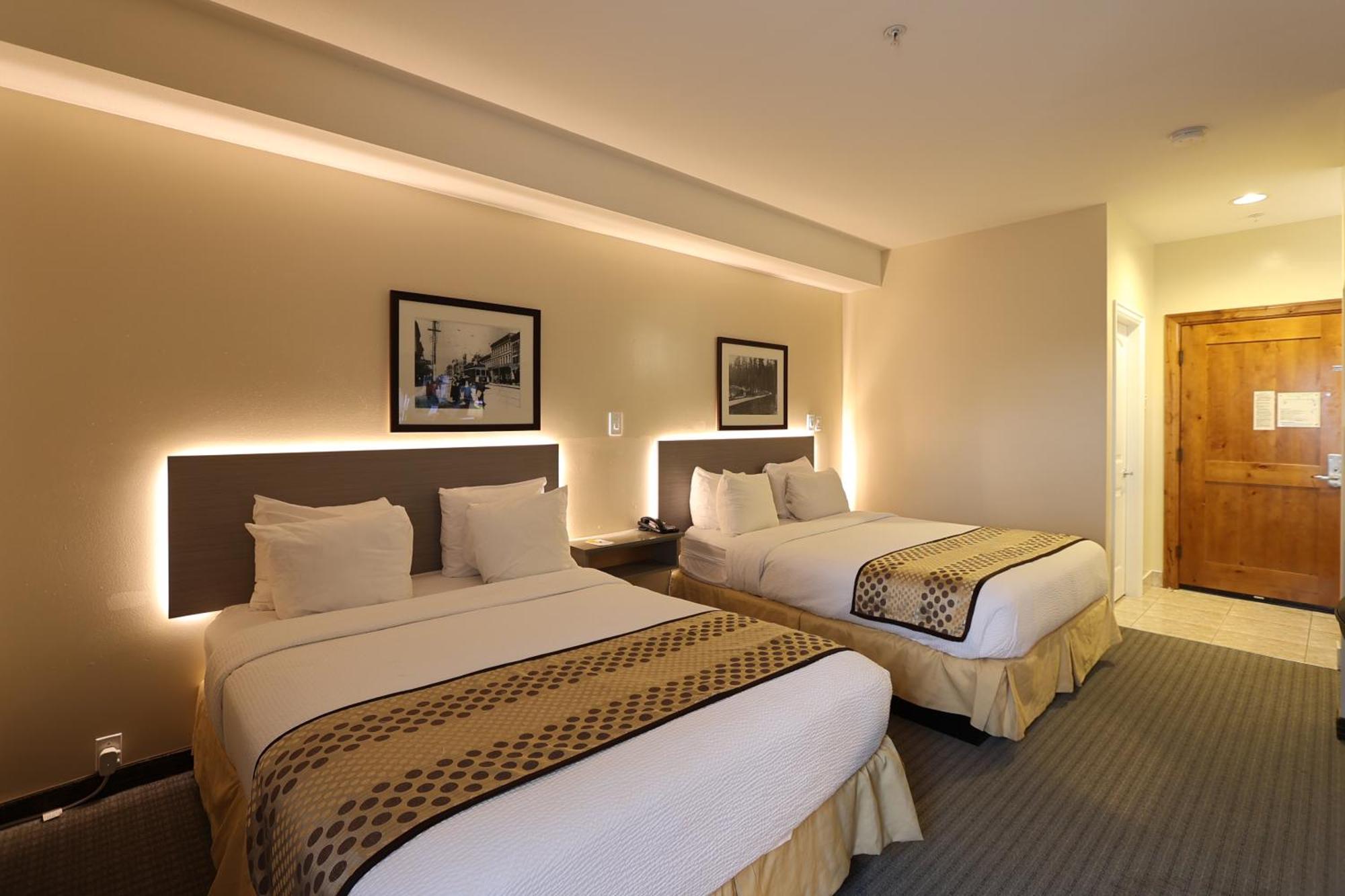 Days Inn By Wyndham Surrey Bagian luar foto