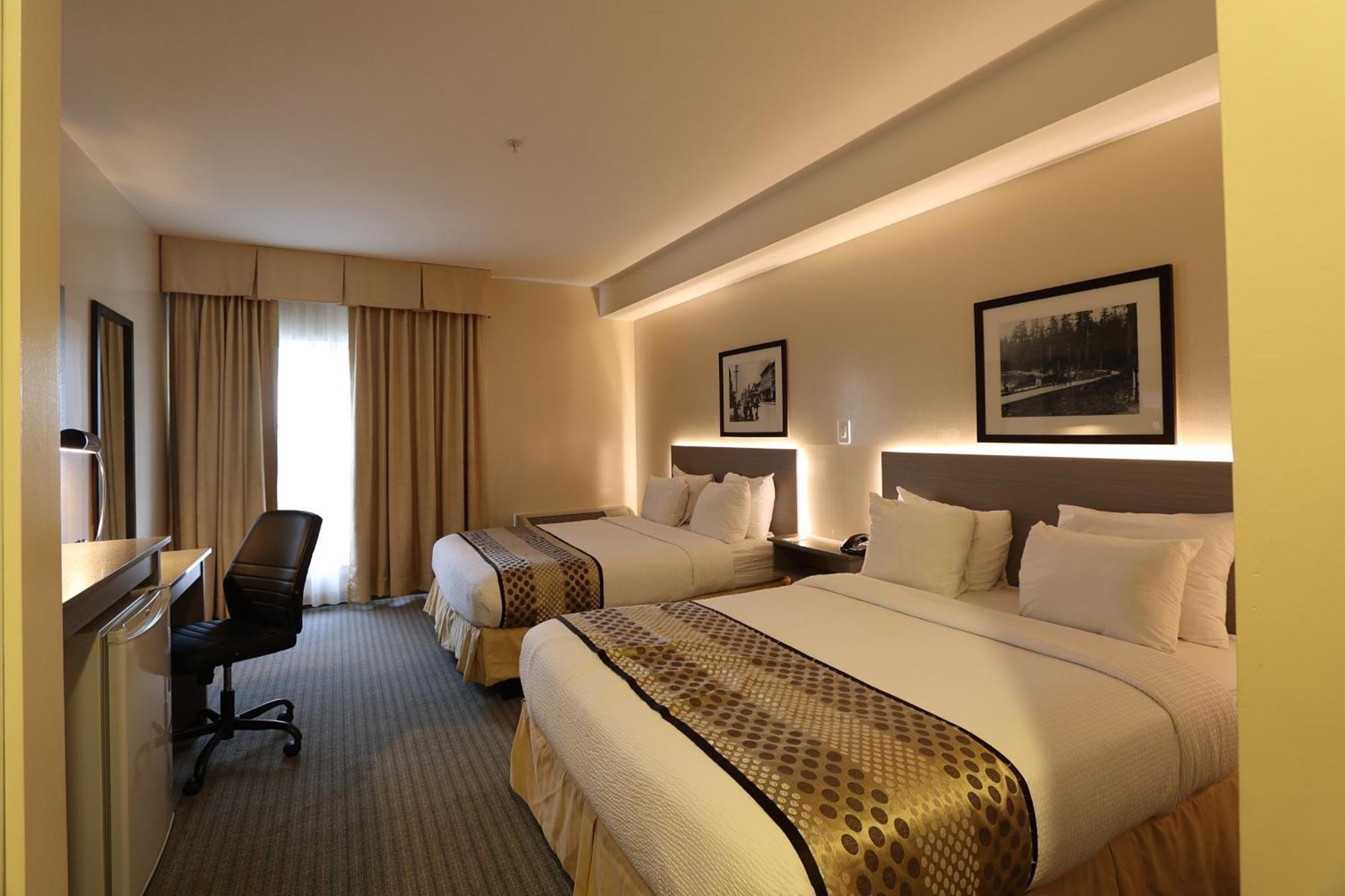 Days Inn By Wyndham Surrey Bagian luar foto